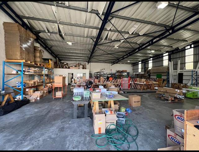 INDUSTRIAL PROPERTY TO RENT IN MKONDENI